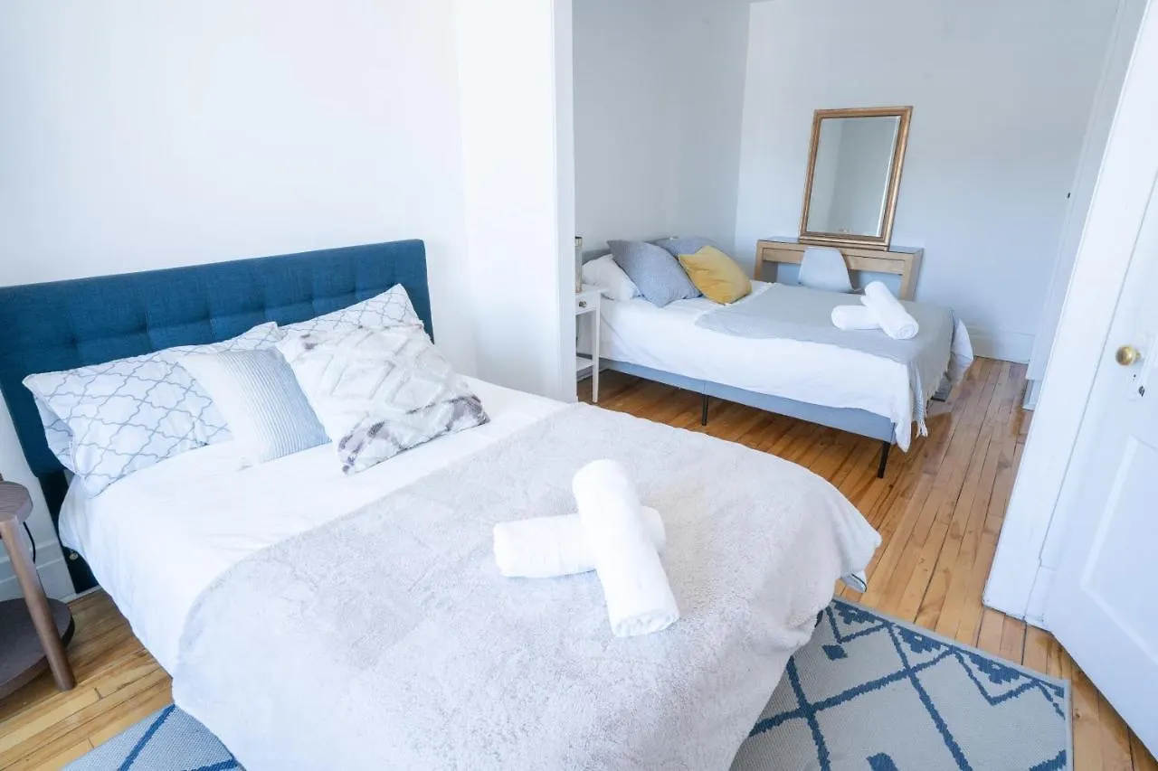Beautiful 3 Beds Apt - 3Mins From Metro Lejlighed Montréal