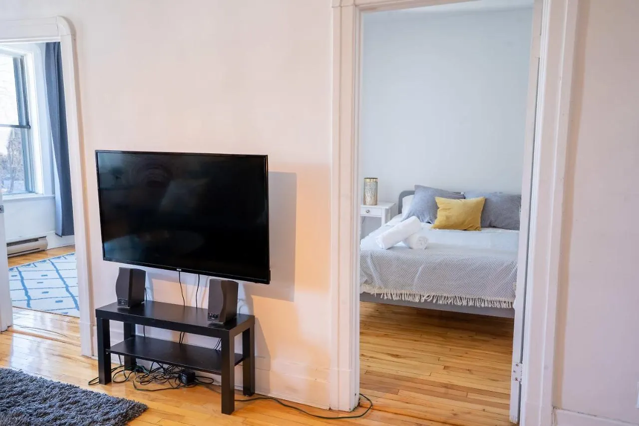 Appartement Beautiful 3 Beds Apt - 3Mins From Metro à Montréal Canada